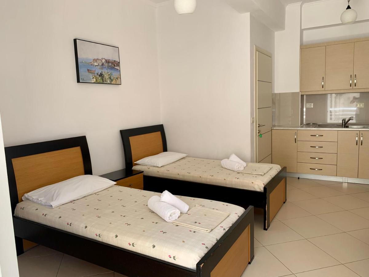 Duka Apts Sarandë Exterior foto