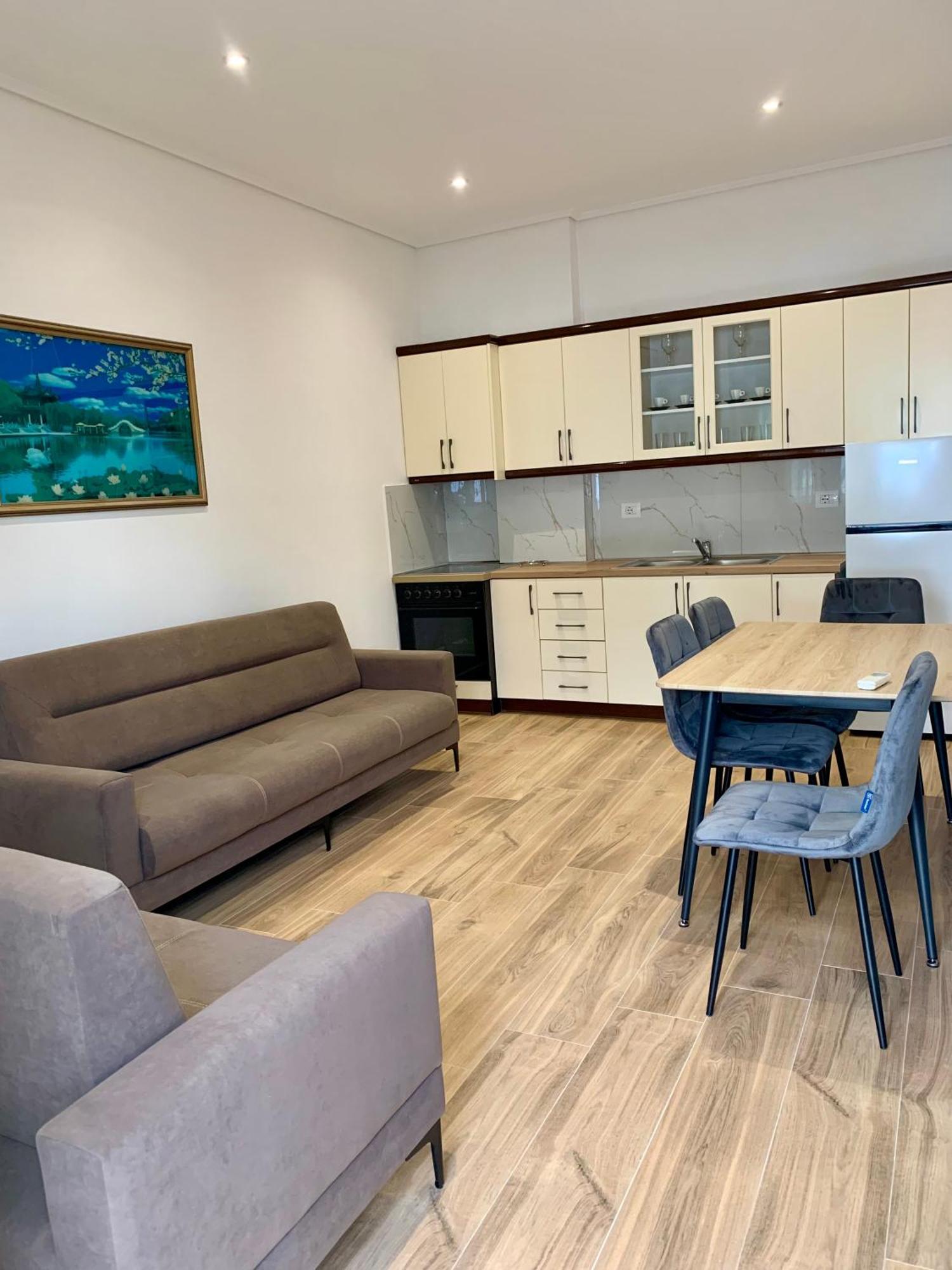 Duka Apts Sarandë Exterior foto